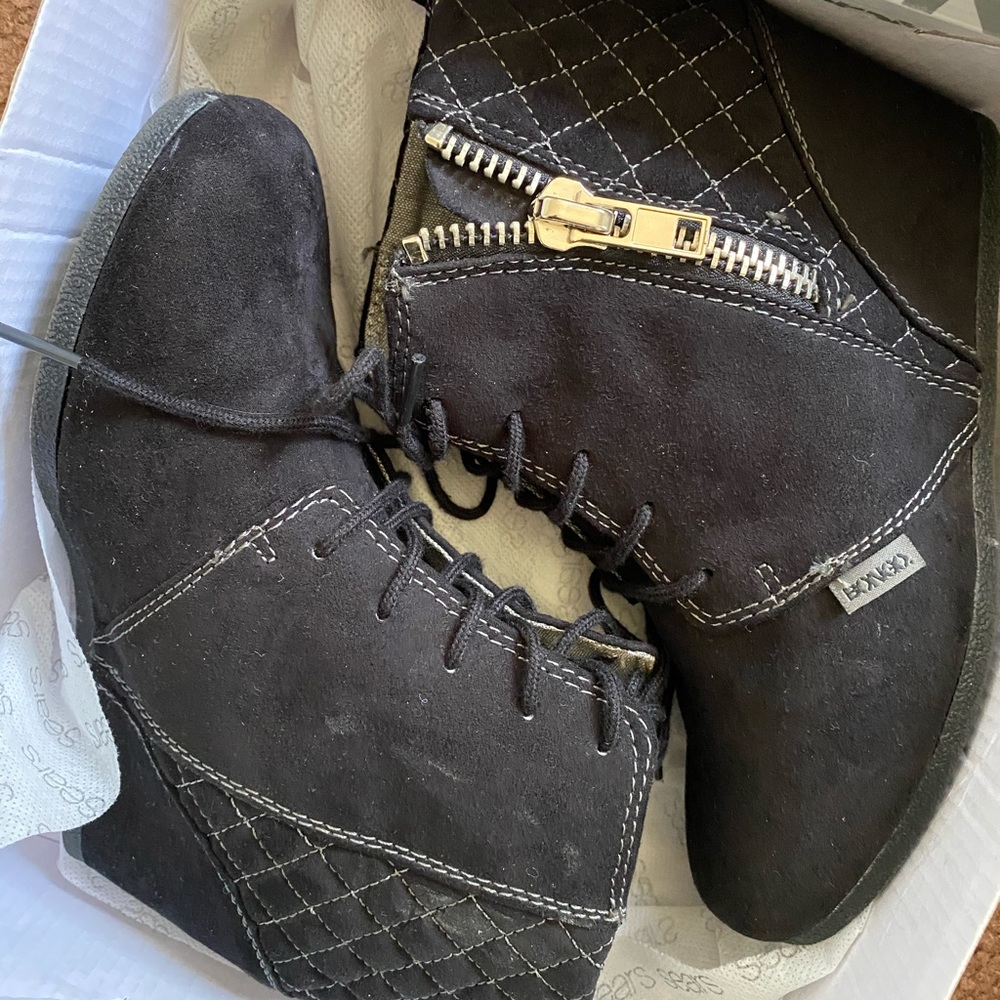 lace boots